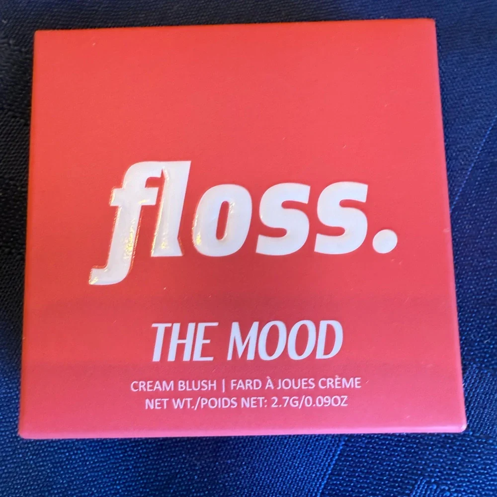 ❤️ 3/$25 Floss The Mood Cream Blush - Serene